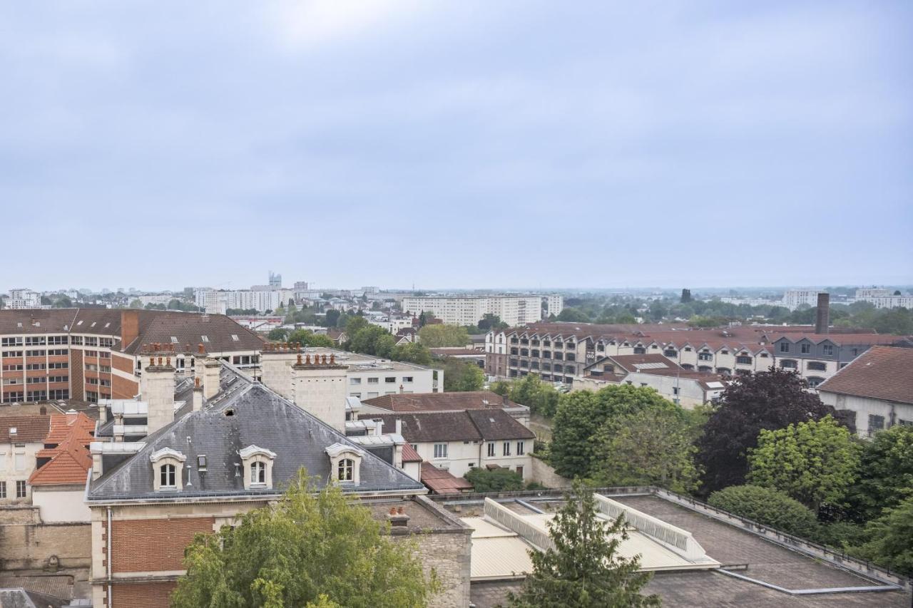 Evasion Urbaine - Vue Panoramique - Proche Gare Apartment Troyes Ngoại thất bức ảnh